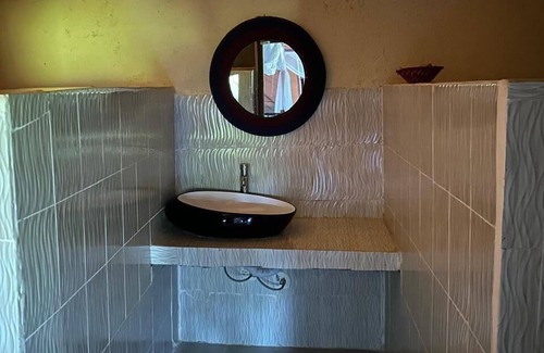Maasai Mara Hotel | Explore Eco Mara Tented Camp: Family-Friendly Retreat
