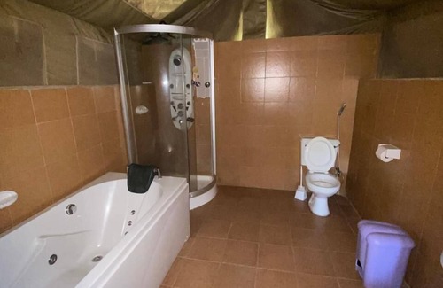 Maasai Mara Hotel | Explore Eco Mara Tented Camp: Family-Friendly Retreat