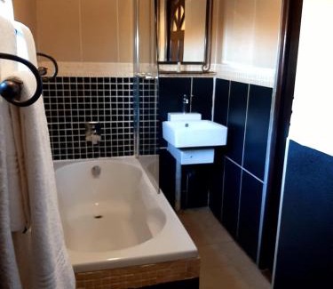 Zwartkop Hotel | Eco Park Lodge: Family-Friendly Retreat with Pool & Breakfast