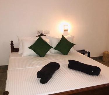 Inamaluwa Hotel | Eco Pavilion: Guest Rated 10/10 with Cozy Amenities