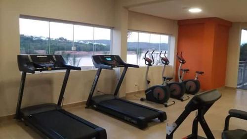 Caldas Novas Apartment | Eco Resort Ilhas do Lago: Oceanfront Retreat with Pool