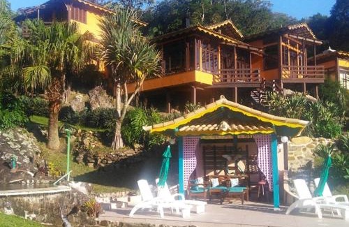Sao Pedro da Serra Hotel | Eco Resort Nagual: Oceanfront Retreat with Pool & Breakfast