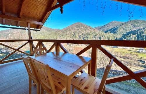 Tatariv Cabin | Pet-Friendly Stay at Sadyba Chertizh - Rated 9.8/10