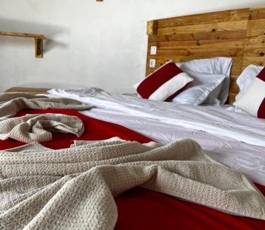 Sao Filipe Bed & Breakfast | EcoFunco: Guest Rated 10/10 with Family-Friendly Perks