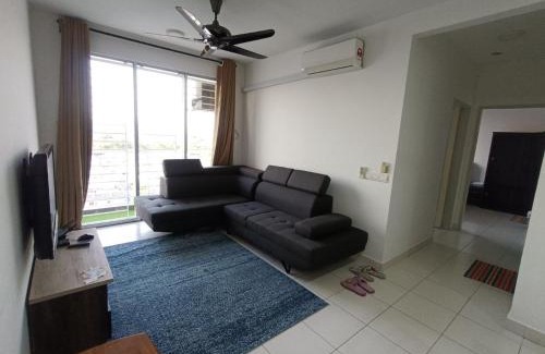 Kampung Rinching Ulu Apartment | Ecohill Homestay: Family-Friendly Retreat with Pool Access