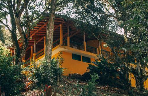 Cocorna Hotel | EcoHotel Casa Maria Parda: Relax by the Oceanfront Pool