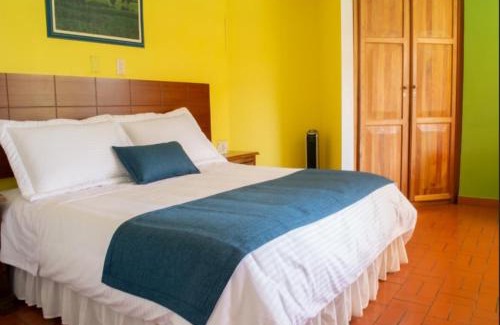 Alegrias Hotel | Ecohotel La Casona Pereira: Pet-Friendly Oasis with Spa