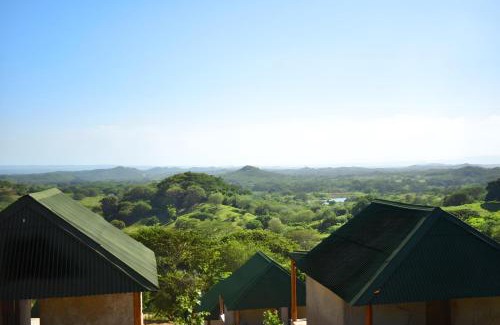 Usiacuri Hotel | Ecohotel Summer Usiacuri: Top-Rated Oceanfront Retreat