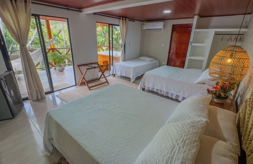 Canaveral Hotel | Ecohotel Yachay Tayrona: Relax by the Pool with Ocean Views
