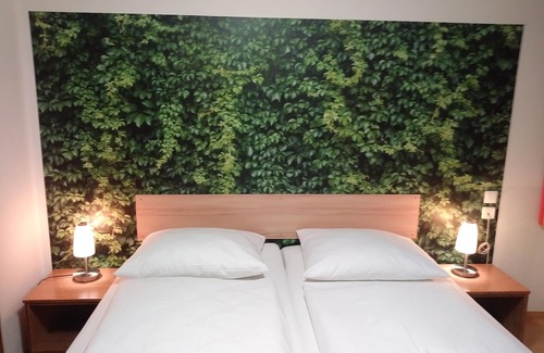 Innenstadt Hotel | Explore ECOINN Hotel am Campus: Family-Friendly Stay