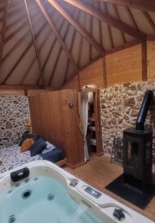 Saint-Maximin-la-Sainte-Baume Bed & Breakfast | Explore Eco-Friendly Ecolodges in Scenic Provence