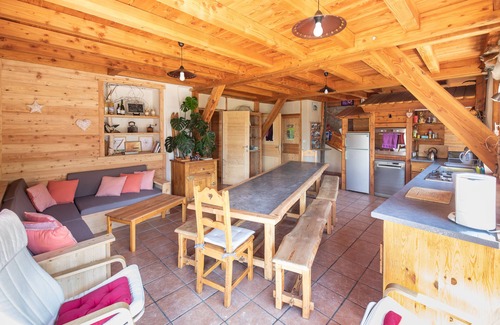Saint-Martin-de-Queyrieres House | Eco-Friendly Retreat Near Briancon with Spa & Pool Access