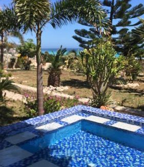 Enriquillo Cabin | Charming Ecolodge Vistamar with Ocean View & Pool
