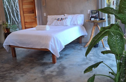 Valladolid Cabin | Ecolodge Xocen Birding