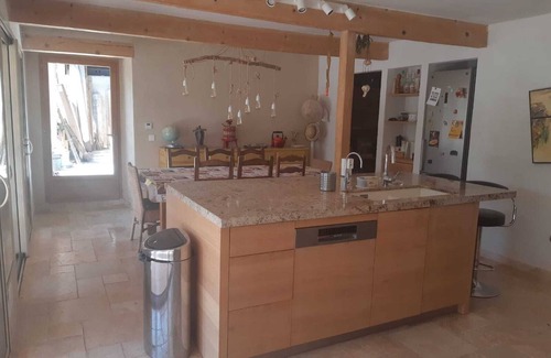 Flayosc Cottage | Eco-Friendly Gite with Natural Pool and Family Amenities