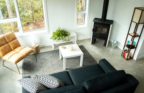 Sainte-Christine-d'Auvergne House | Ecology between forest and river - L'Hermine Charme