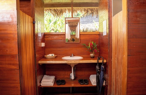 Tambopata Cabin | Guest Rated 10/10: Ecolucerna Lodge Tambopata Awaits