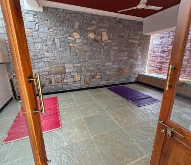 Shrirangapattana House | EcoMinimalist Home by the River