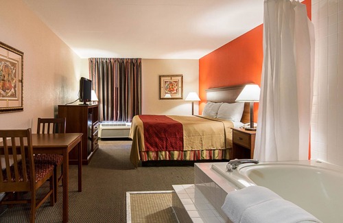 Clinton Hotel | Budget-Friendly Stay Near Andrews Air Force Base