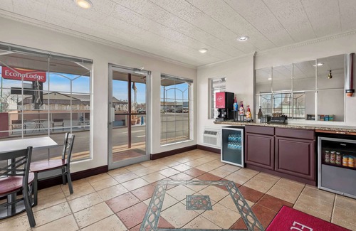 Fallon Hotel | Convenient Econo Lodge near Fallon Naval Air Station