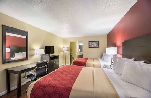 Holbrook Hotel | Pet-Friendly Econo Lodge I-40: Rated 8.2/10 for Comfort