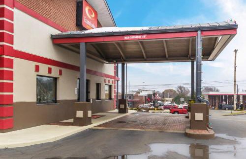 Mission Hotel | Budget-Friendly Econo Lodge Inn & Suites near Shawnee Mission