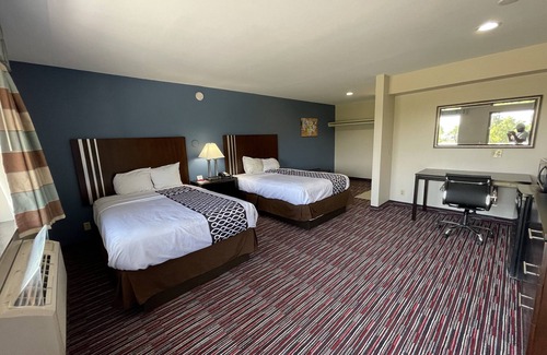 Enid Hotel | Budget-Friendly Stay at Econo Lodge Inn & Suites