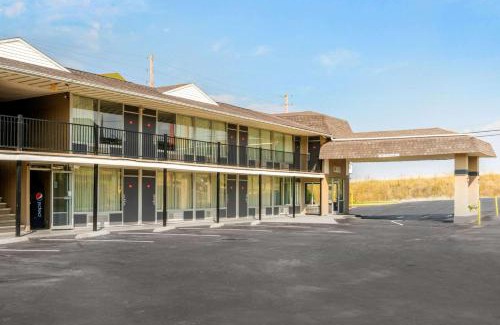 Rolla Cabin | Budget-Friendly Econo Lodge Near Missouri University