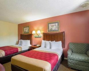 Charlottesville Hotel | Budget-Friendly Econo Lodge North in Charlottesville