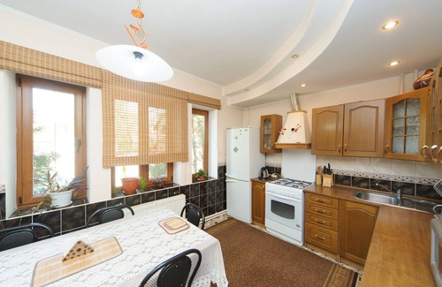Chisinau Apartment | Budget-Friendly Cozy 2-Bedroom Apartment in City Center