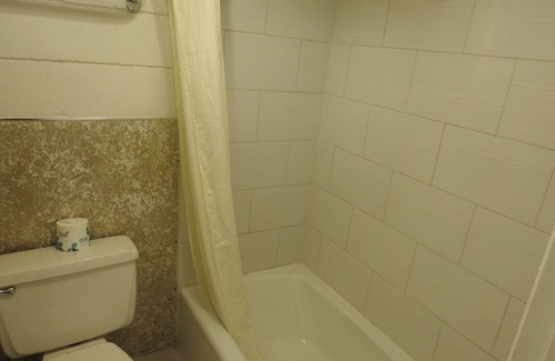 Polvadera Hotel | Budget-Friendly Economy Inn with Spa and Dining Options