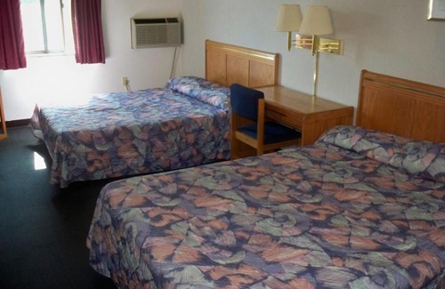 Wentzville Hotel | Budget-Friendly Economy Inn Wentzville with Family Amenities