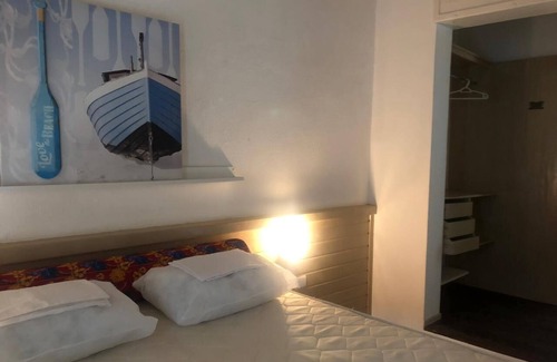 Caponga House | Cozy Economy Suite with Pool & Pet-Friendly Amenities