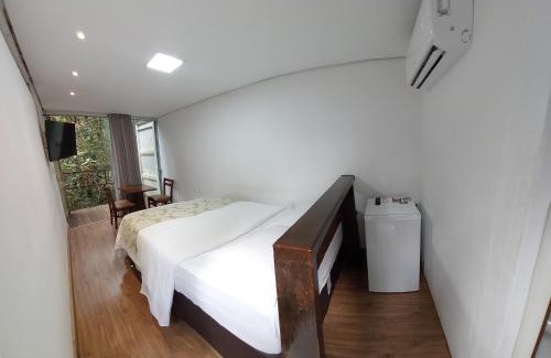 Sao Sebastiao das Aguas Claras House | Experience Econtainer Suítes Macacos with Oceanfront Views