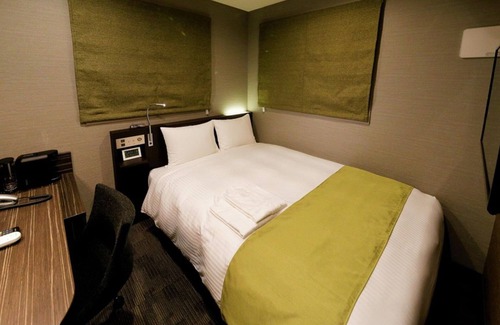 Roppongi House | Eco-Conscious Stay with Kitchen & Breakfast in Minato-ku