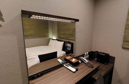 Roppongi House | Eco-Conscious Stay with Kitchen & Breakfast in Minato-ku