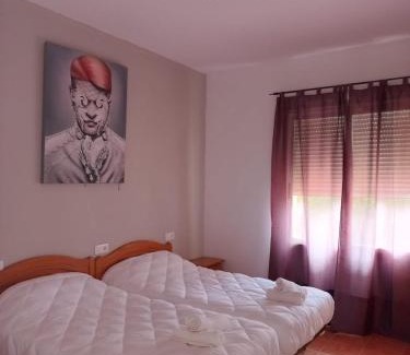 Albacete Hotel | Discover ECORESORT LOS SUEÑOS DEL JÚCAR with Pool & Pets