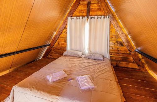 Sao Thome das Letras Ski Chalet | Top-Rated Ecovalle São Thomé with Hot Tub & Pet Friendly