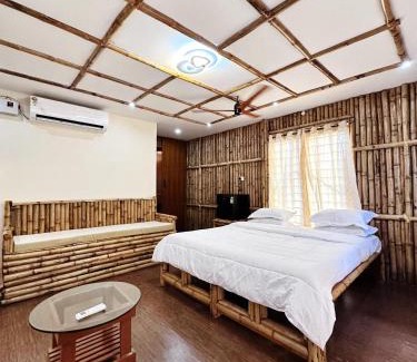 Cheyyur Villa | Discover ECR Villas: Pet-Friendly Retreat with Pool Access