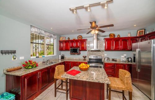 Potrero House | Exceptional Stay at ED-1B Casa de Las Palmas with Pool