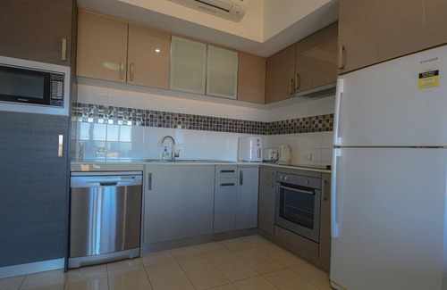 Port Hedland Apartment | Edacious Edgar Modern 1x1
