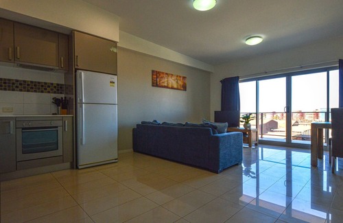 Port Hedland Apartment | Edacious Edgar Modern 1x1