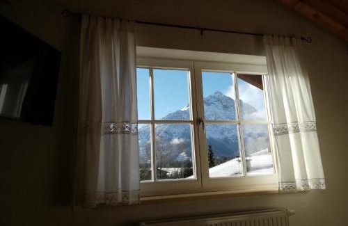 Stanzach Apartment | Relax at Eddy's Panorama Suite with Ocean View & Breakfast