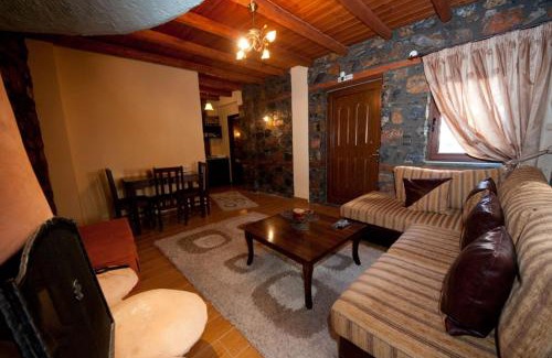 Aghios Athanasios House | Experience Comfort at Edelweis - Rated 9/10 with Hot Tub