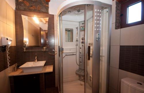 Aghios Athanasios House | Experience Comfort at Edelweis - Rated 9/10 with Hot Tub