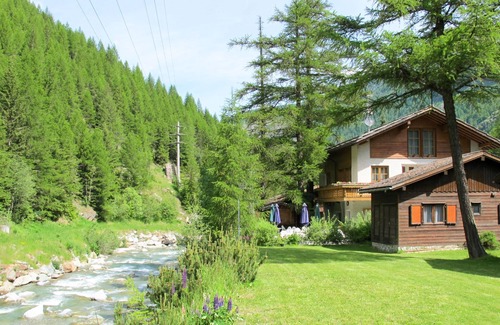 Saas-Balen House | Pet-Friendly Comfort at Edelweiss by Interhome