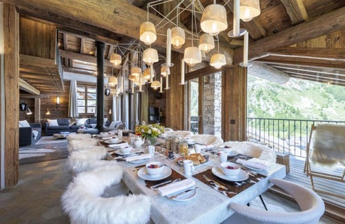 Zweisimmen Nr Gstaad Ski Chalet | Edelweiss Crest Lavish Mountain Escape in Gstaad
