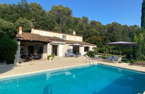 Saint-Paul-de-Vence Villa | Elegant Villa with Pool, Pet-Friendly & Family Amenities