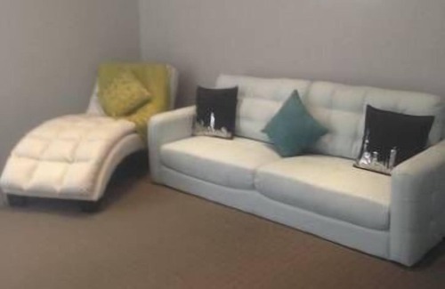Jindalee House | Welcoming Eden Beach Getaway: Your Home Away From Home