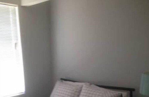 Jindalee House | Welcoming Eden Beach Getaway: Your Home Away From Home